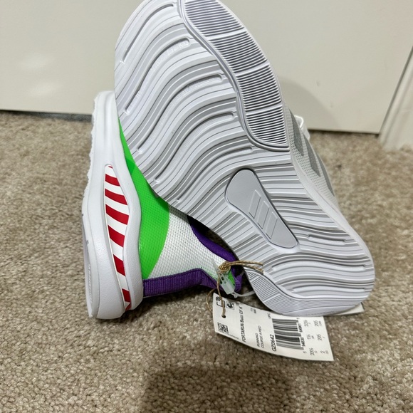 Buzz Lightyear Adidas New with tags (no box) Size 2 - Picture 2 of 4